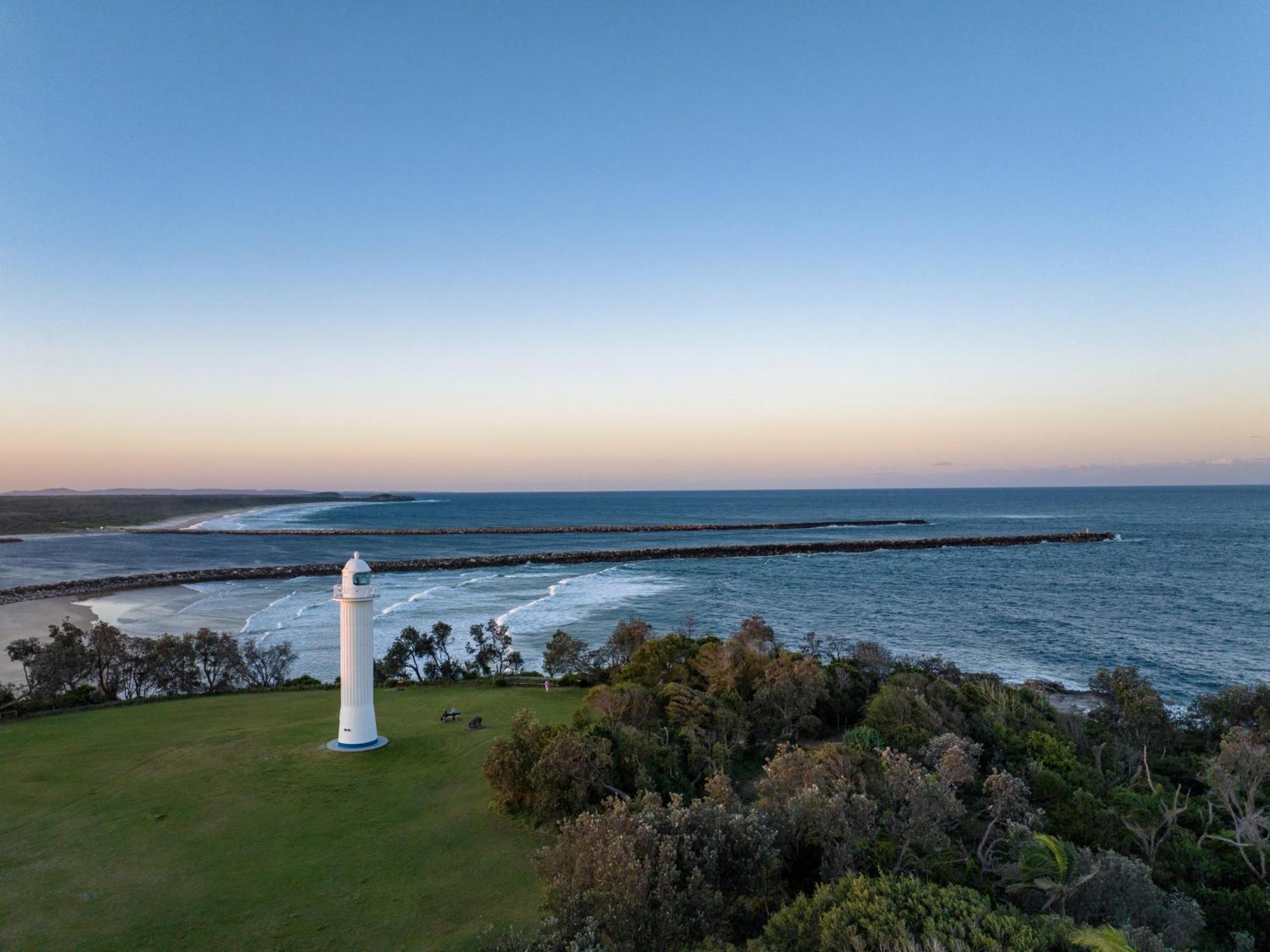 Nrma Blue Dolphin Yamba Holiday Resort Exterior photo