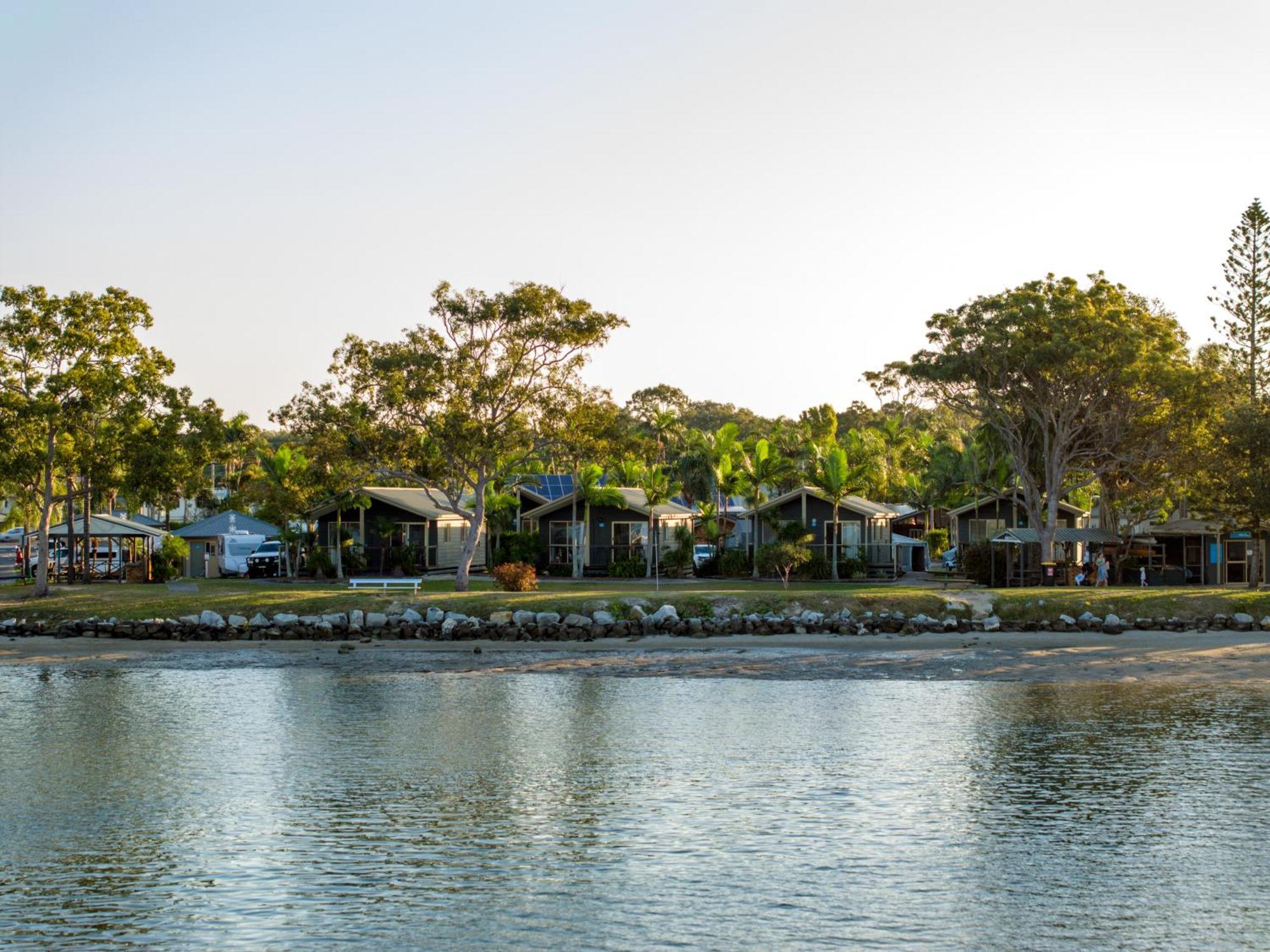 Nrma Blue Dolphin Yamba Holiday Resort Exterior photo