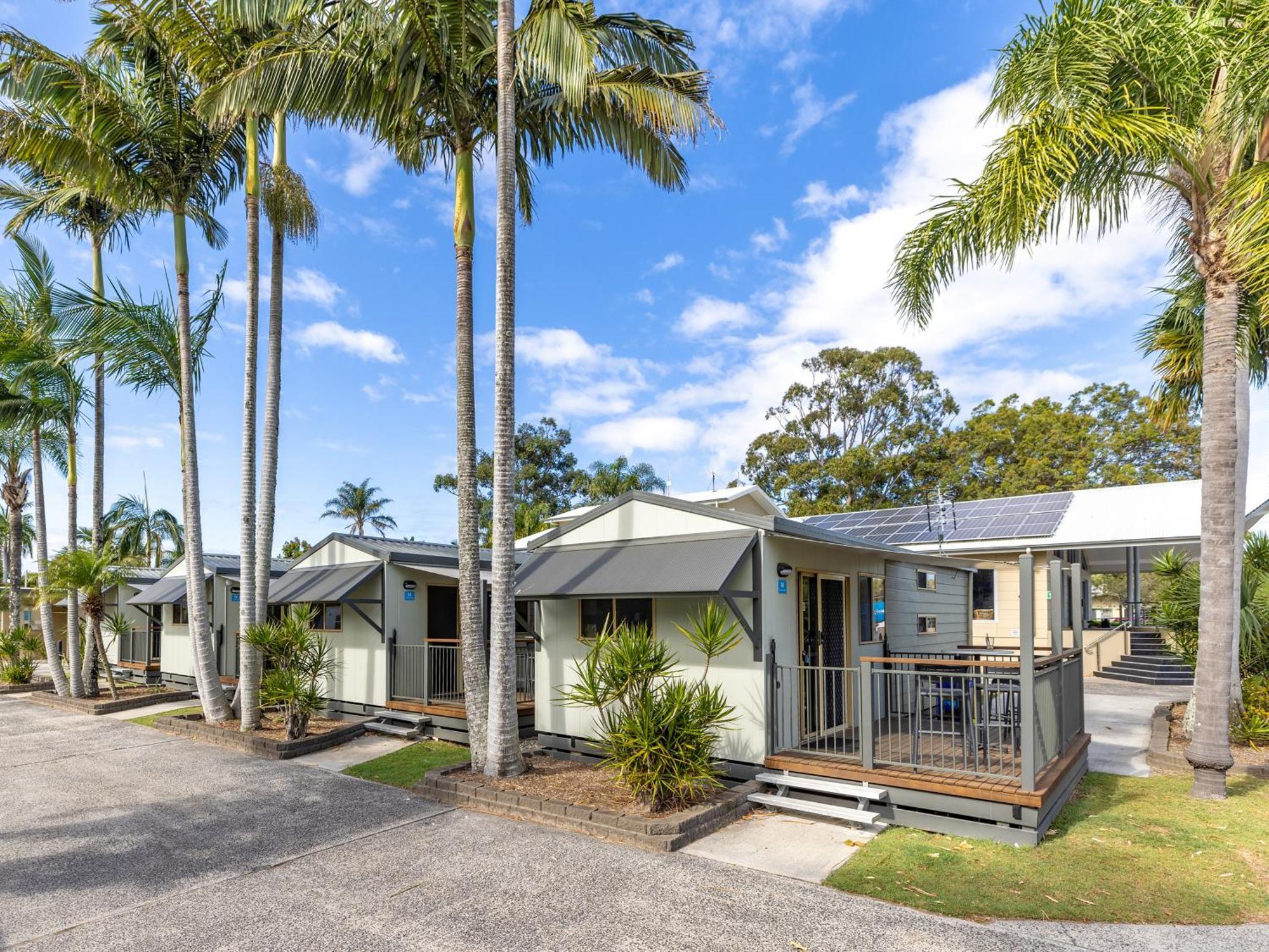 Nrma Blue Dolphin Yamba Holiday Resort Room photo