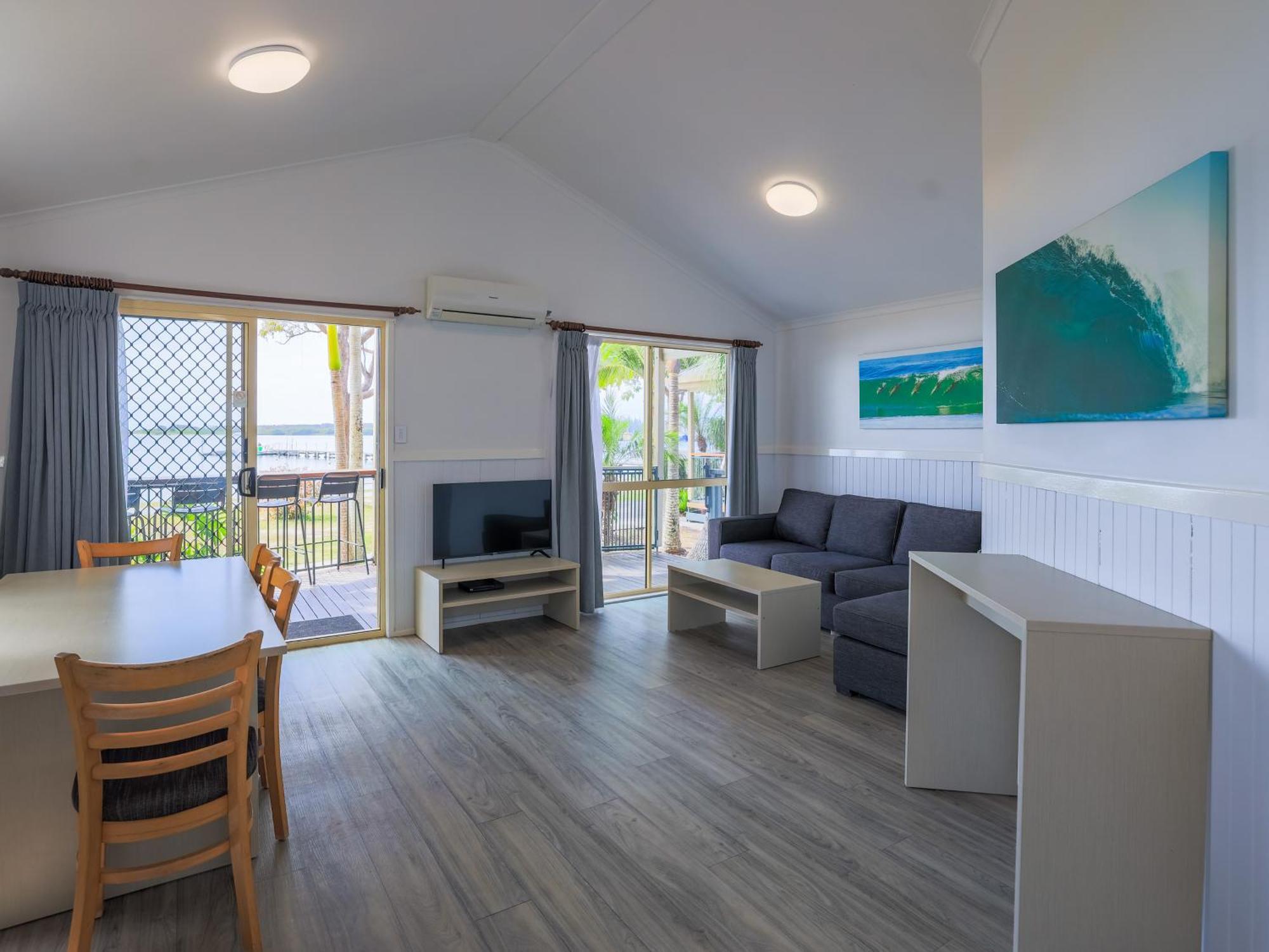 Nrma Blue Dolphin Yamba Holiday Resort Room photo